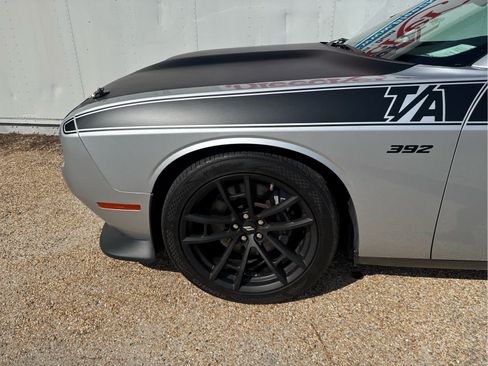 Used 2021 Dodge Challenger R/T Scat Pack w/ T/A Package RWD image 13