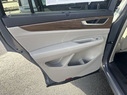 New 2026 Volkswagen Atlas SE image 26