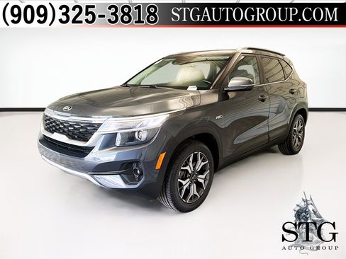 Used 2021 Kia Seltos EX AWD/4WD image 1