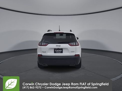 Certified 2022 Jeep Cherokee Latitude Lux w/ Sun & Sound Group AWD/4WD image 13