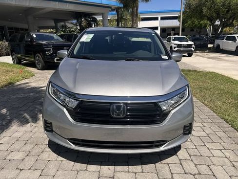 Used 2023 Honda Odyssey Touring image 18