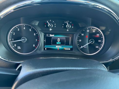 Used 2018 Buick Encore Preferred image 18