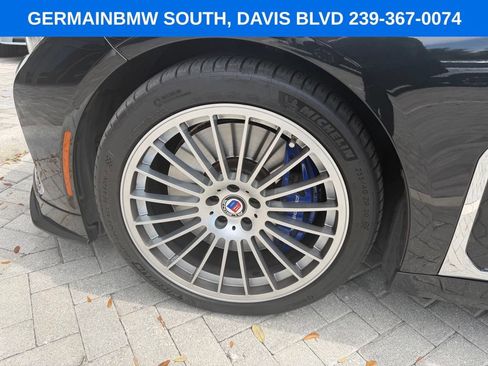 Used 2022 BMW ALPINA B7 xDrive AWD/4WD image 20