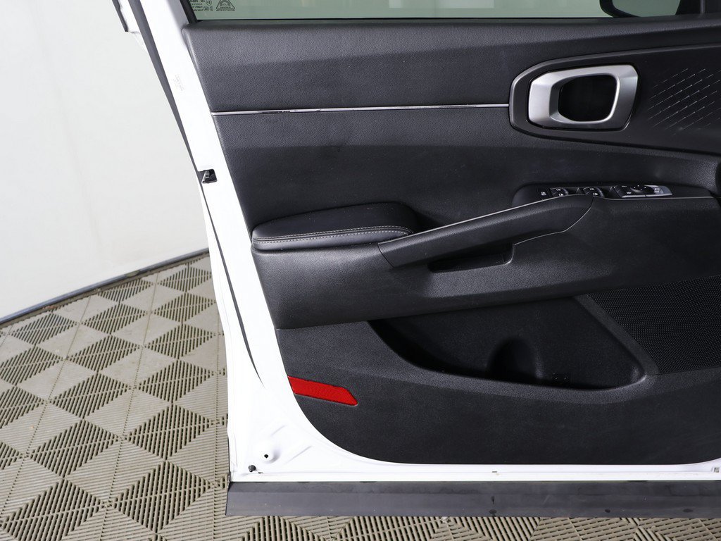 Used 2021 Kia Sorento S w/ Panoramic Sunroof Package FWD image 22
