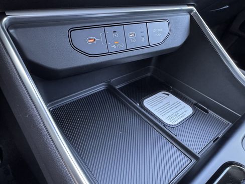 New 2027 Kia Carnival SX FWD image 21