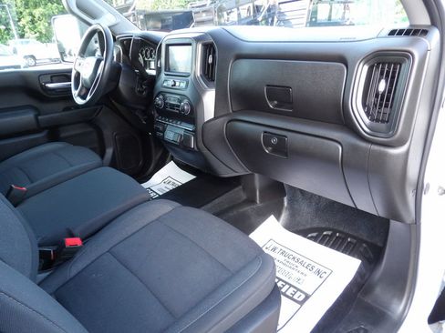 Used 2025 Chevrolet Silverado 3500 W/T w/ WT/CX Safety Package AWD/4WD image 41