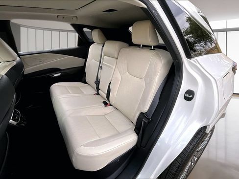 Used 2024 Lexus RX 350 FWD w/ Convenience Package image 28