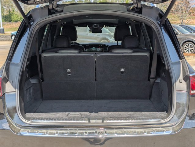 Used 2021 Mercedes-Benz GLS 450 4MATIC image 25
