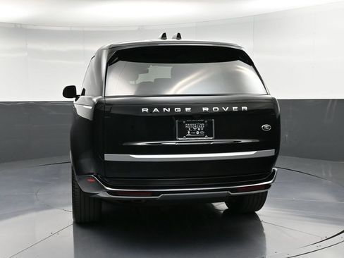 Used 2023 Land Rover Range Rover Autobiography image 7