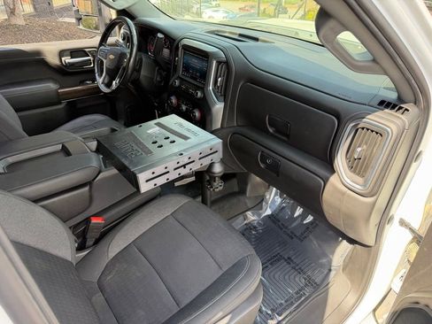 Used 2023 Chevrolet Silverado 2500 LT w/ Convenience Package image 32