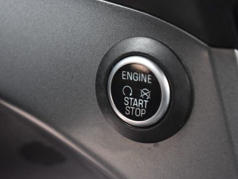 Used 2019 Ford Escape SE image 30