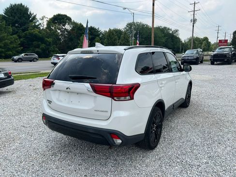 Used 2019 Mitsubishi Outlander SEL AWD/4WD image 8