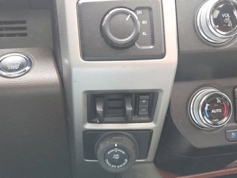 Used 2021 Ford F350 King Ranch w/ King Ranch Ultimate Package AWD/4WD image 31