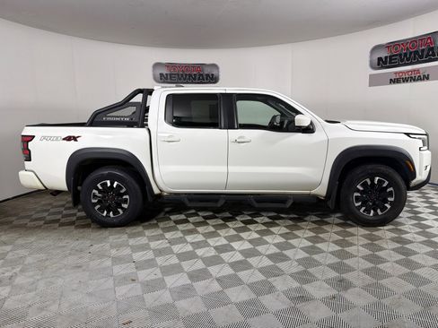Used 2022 Nissan Frontier PRO-4X AWD/4WD image 3