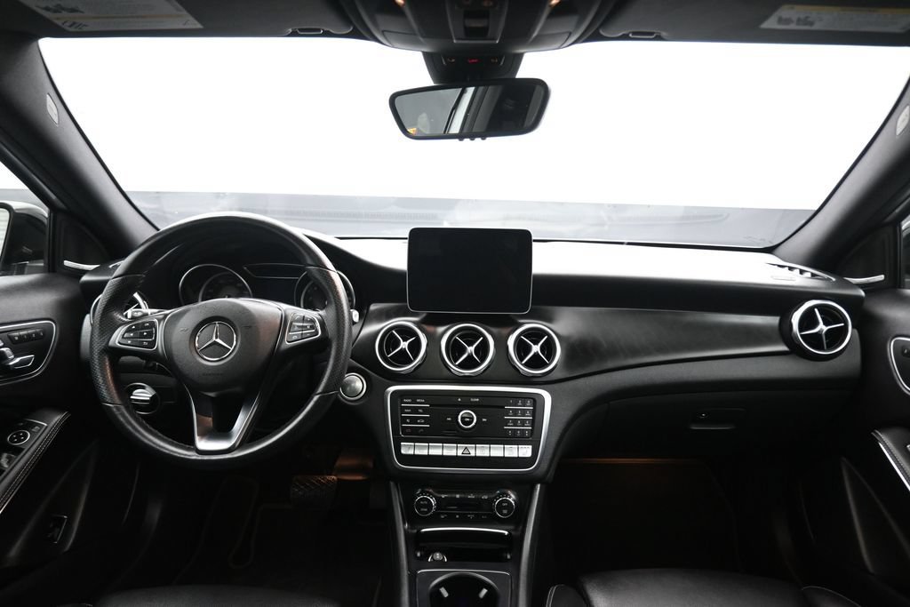 Used 2020 Mercedes-Benz GLA 250 4MATIC image 38