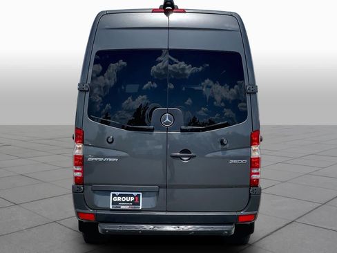 Used 2018 Mercedes-Benz Sprinter 2500 image 5