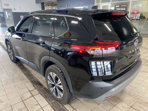 Certified 2021 Nissan Rogue SV image 21