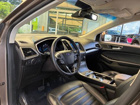 Used 2019 Ford Edge SEL w/ Equipment Group 201A AWD/4WD image 14