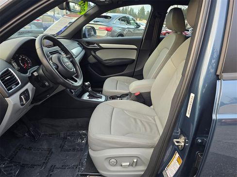 Used 2017 Audi Q3 2.0T Premium w/ Convenience Package image 25