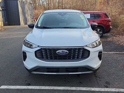 Used 2025 Ford Escape Active image 2