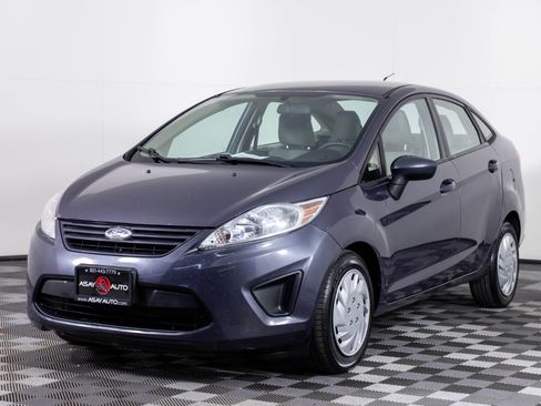 Used 2012 Ford Fiesta S image 2