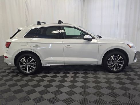 Certified 2025 Audi Q5 2.0T Premium Plus image 7