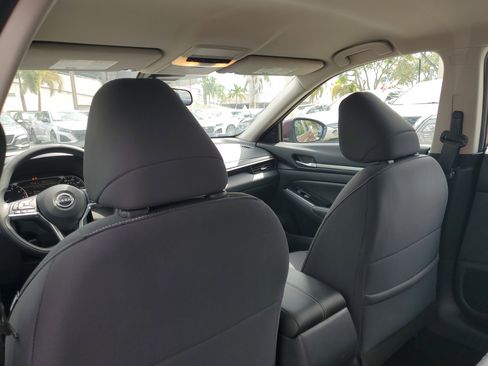 Certified 2023 Nissan Altima 2.5 SV image 13