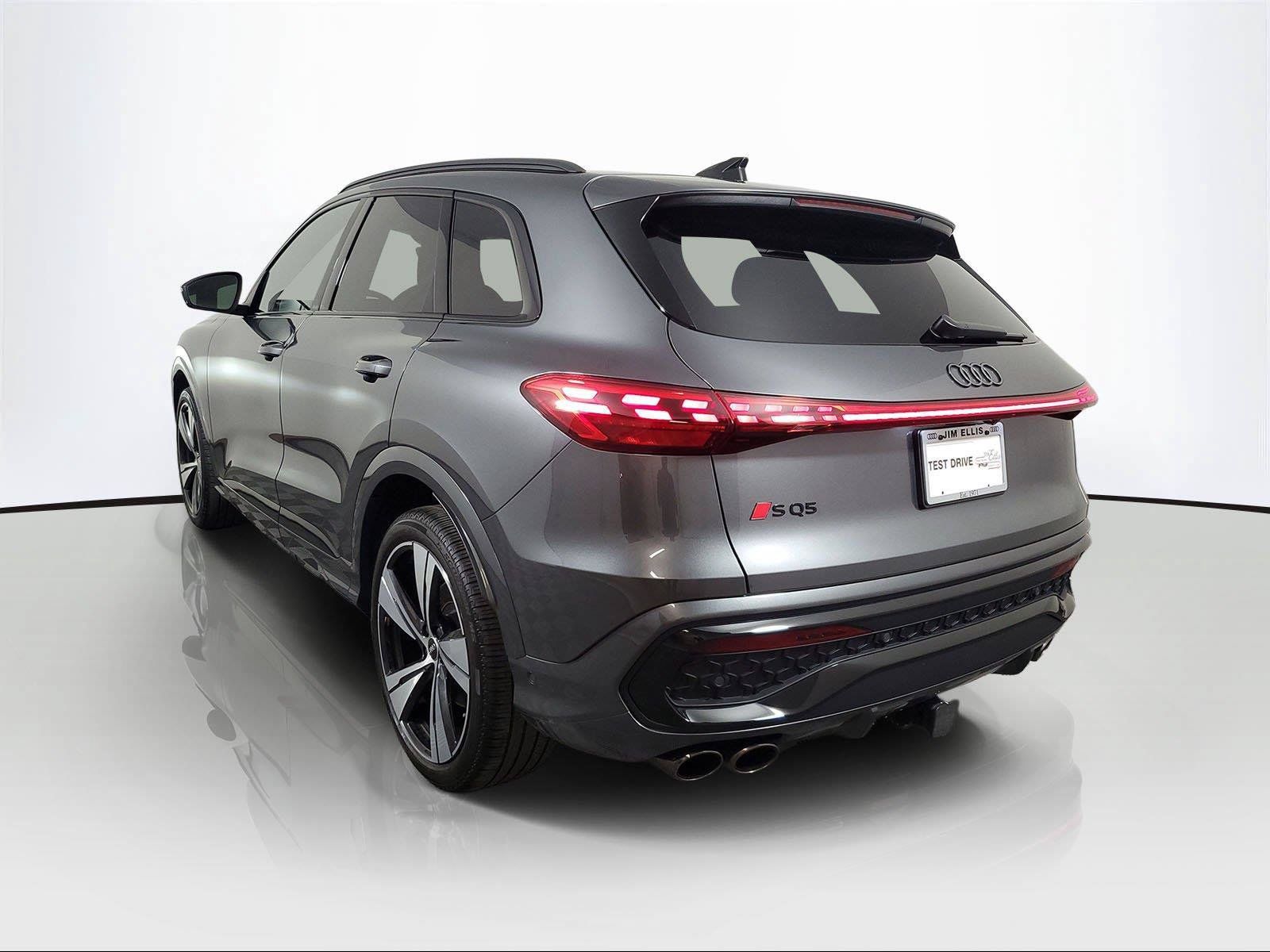 Used 2025 Audi SQ5 Premium Plus w/ Premium Plus Package AWD/4WD image 4