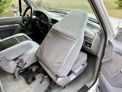 Used 1995 Ford F250 XLT image 54