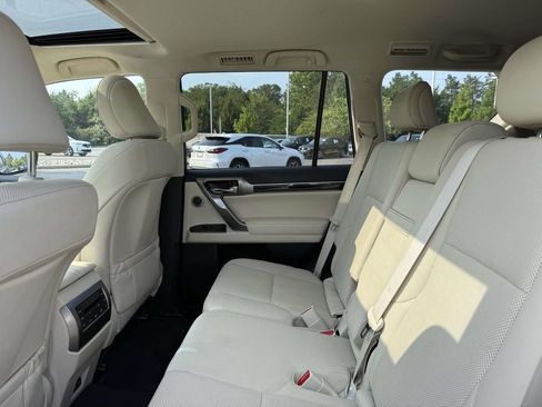 Used 2023 Lexus GX 460 Premium w/ Premium Plus Package AWD/4WD image 17