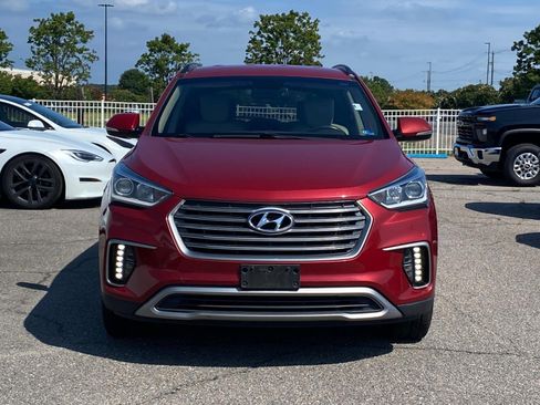 Used 2017 Hyundai Santa Fe Limited FWD image 4