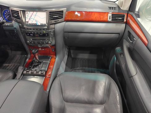 Used 2008 Lexus LX 570 4WD image 26