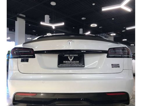 Used 2022 Tesla Model S Plaid image 15