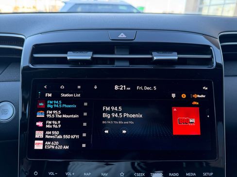 Certified 2024 Hyundai Tucson Limited image 11