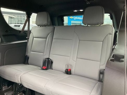New 2026 GMC Yukon XL Elevation image 14