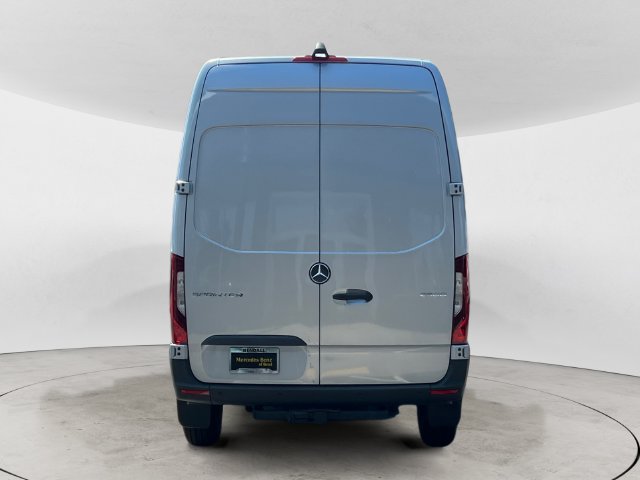 Used 2025 Mercedes-Benz Sprinter 2500 image 6