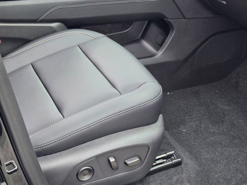 New 2026 GMC Acadia Elevation w/ Black Edition FWD image 17