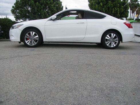 Used 2010 Honda Accord EX-L image 1