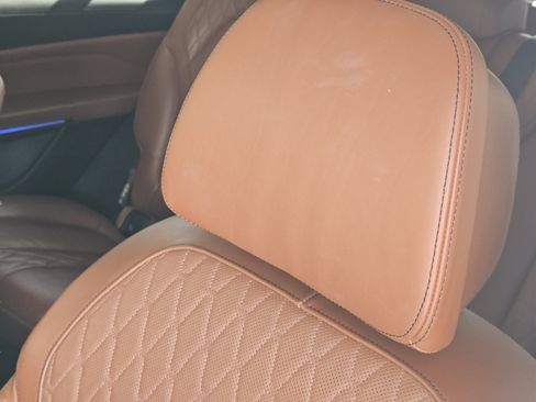 Used 2019 BMW X7 xDrive40i w/ Premium Package AWD/4WD image 13