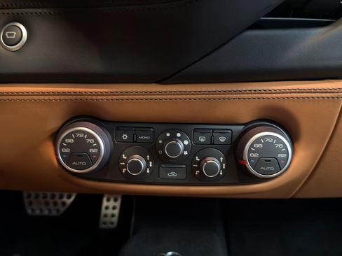 Used 2018 Ferrari 488 GTB RWD image 31