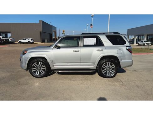 Used 2022 Toyota 4Runner TRD Sport image 5