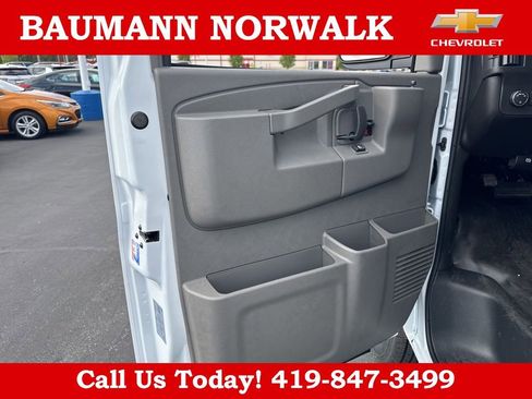 New 2026 Chevrolet Express 2500 Extended RWD image 29