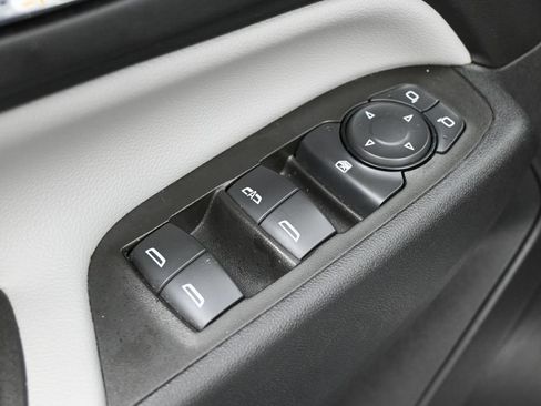 Used 2024 Chevrolet Equinox LS w/ LS Convenience Package FWD image 14