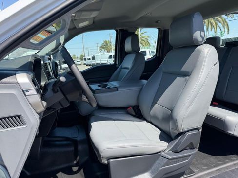 Used 2022 Ford F150 XL w/ Equipment Group 101A High RWD image 18