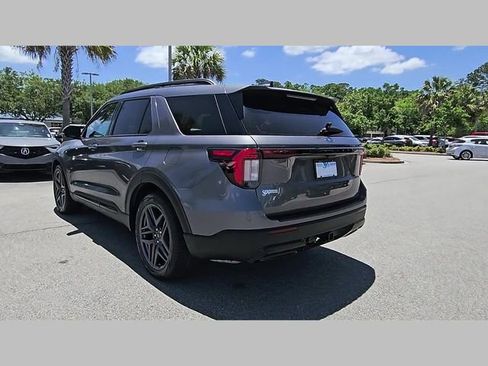 Used 2025 Ford Explorer ST-Line w/ Premium Package RWD image 23