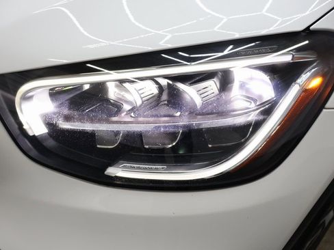 Used 2020 Mercedes-Benz GLC 350e 4MATIC w/ Premium Package image 24