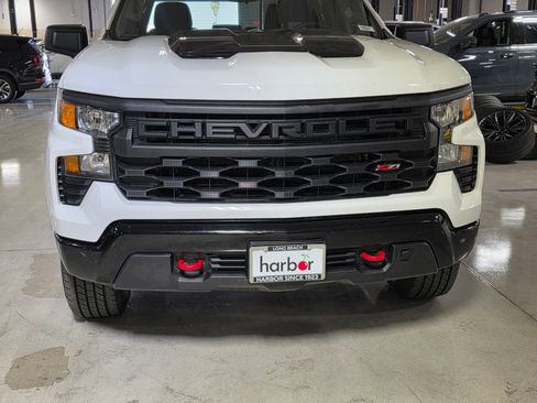 Used 2023 Chevrolet Silverado 1500 Custom Trail Boss AWD/4WD image 9