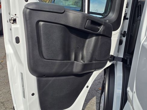 Used 2024 RAM ProMaster 3500 w/ Delivery Van Package image 54