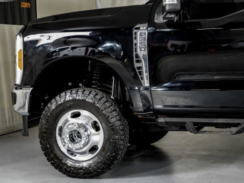 Used 2024 Ford F350 XLT AWD/4WD image 12