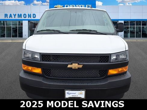 New 2025 Chevrolet Express 2500 Work Van image 8